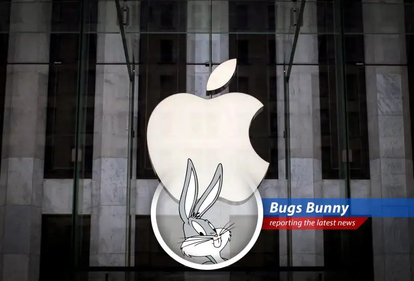 Apple stock performance amidst foldable iPhone development challenges.