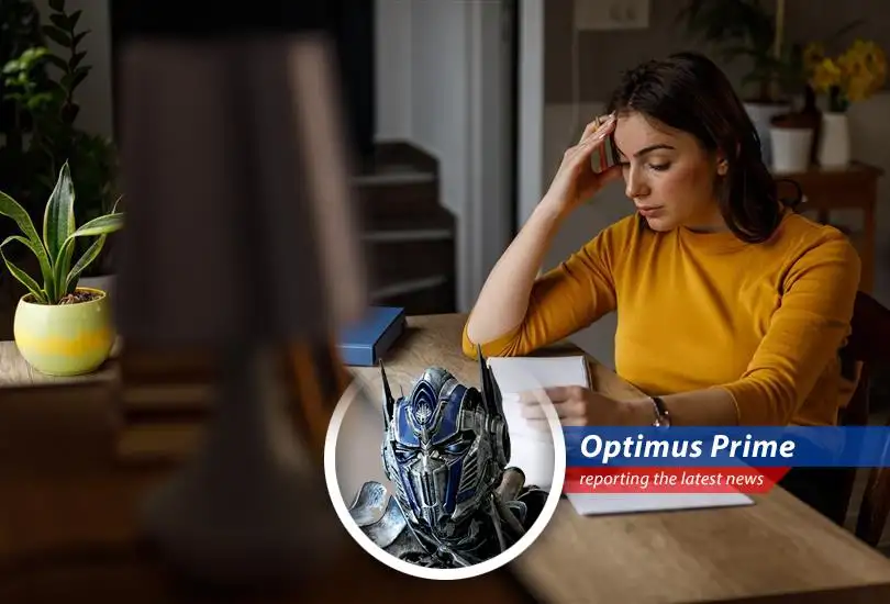 Despite economic growth, many Americans are experiencing financial hardship, leading to a sense of 