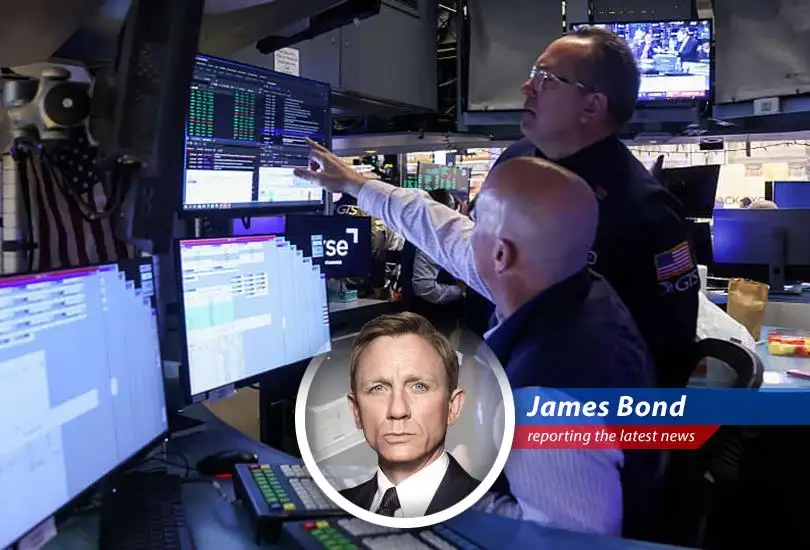 International bonds are attracting investors seeking higher returns amidst dollar weakness and U.S. fiscal concerns.