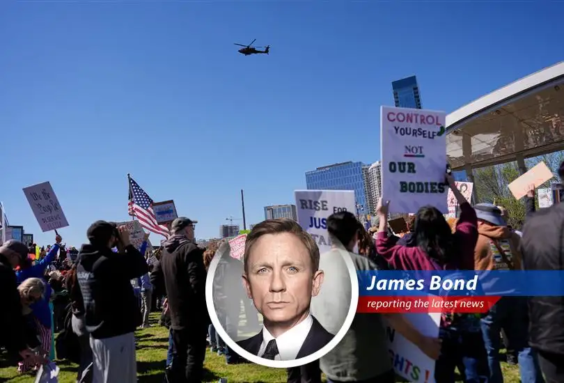 Kid Rock salutes U.S. Army Apache helicopters during a controversial flyby near his Nashville home.