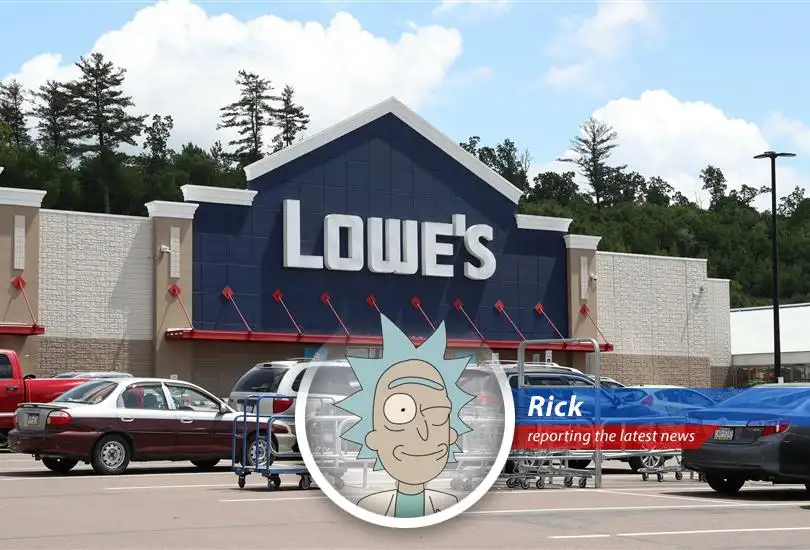 Lowe's beats Wall Street forecasts despite drop in sales of pricey items,