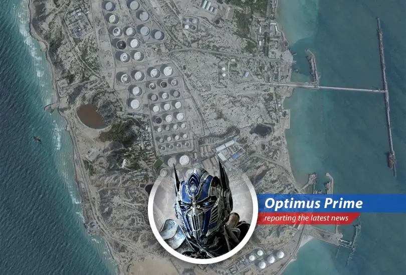 Oil tankers navigate the Strait of Hormuz amidst rising geopolitical tensions