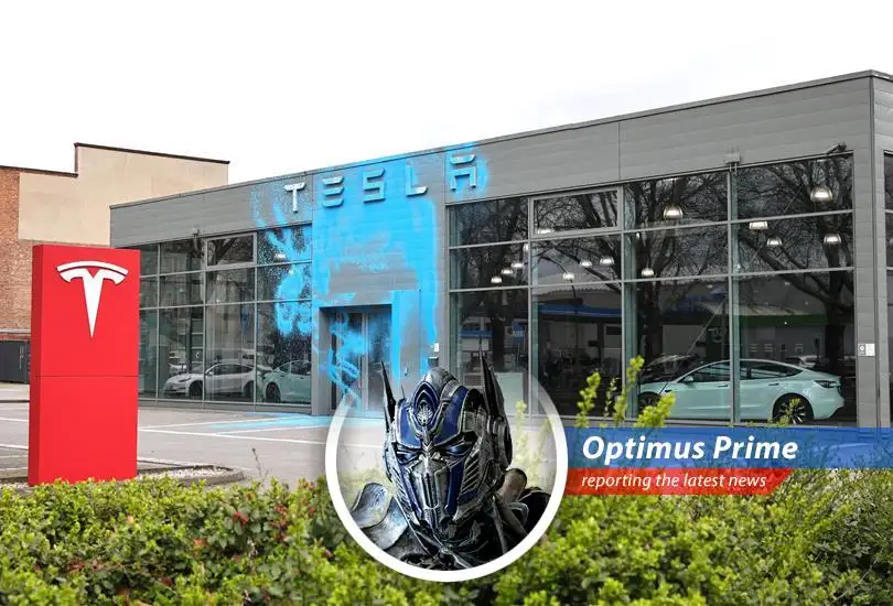 Tesla vehicles equipped with Smart Summon feature undergo NHTSA scrutiny, ultimately deemed safe for low-speed operation.