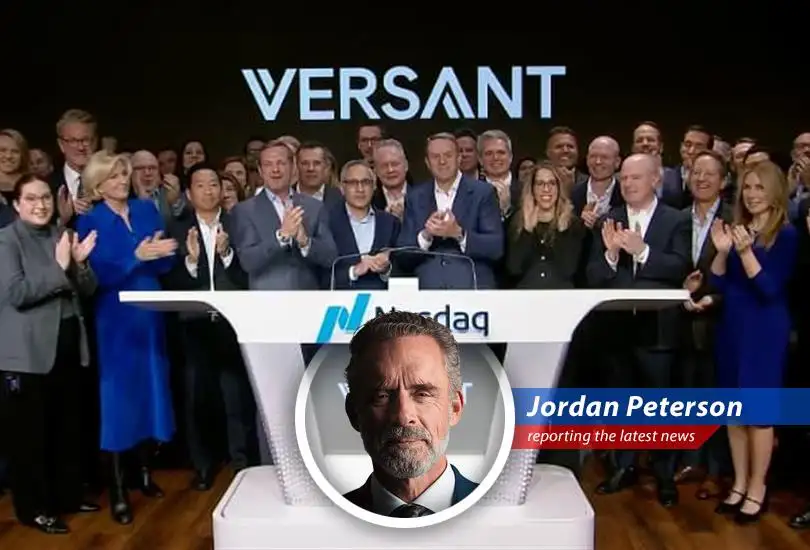 Versant Media's strategic shift towards digital platforms and content licensing aims to counterbalance declines in traditional pay TV, focusing on organic growth and shareholder returns.