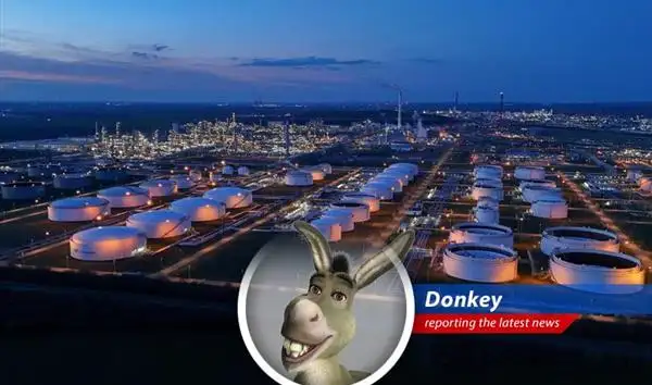 Oil tankers navigating uncertain waters amidst geopolitical tensions in the Strait of Hormuz