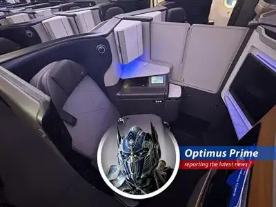 A United Airlines Polaris cabin, showcasing lie-flat seats and premium amenities. United is introducing new tiers to cater to a broader range of premium travelers.