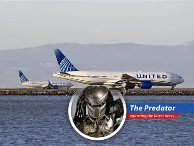A United Airlines plane takes off, symbolizing the airline's shift to rewarding credit card holders.