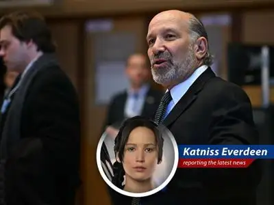 Capitol Hill in turmoil as calls for Commerce Secretary Lutnick's resignation intensify amidst Epstein revelations. image