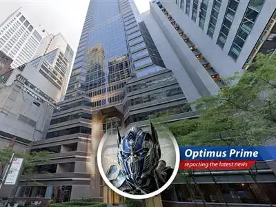 Commercial real estate market reflects a dynamic shift, with investors favoring logistics and data centers over traditional sectors.