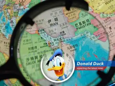 Container ships at a standstill due to the U.S. blockade of Iranian ports. The event raises concerns about global economic stability.