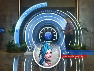 Dassault Systèmes faces investor concerns amid revenue slowdown and AI-driven market anxieties.