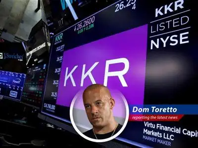 FS KKR Capital Corp faces headwinds as Moody's downgrades its debt rating.