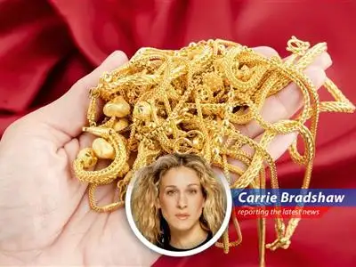 Gold prices stumble, but long-term forecasts remain bright as analysts see a buying opportunity.