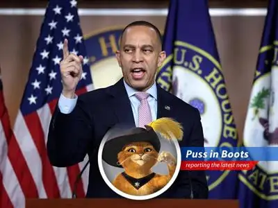 Hakeem Jeffries leading the Democratic charge against gerrymandering tactics. Can they claw back their advantage before the 2026 midterms?