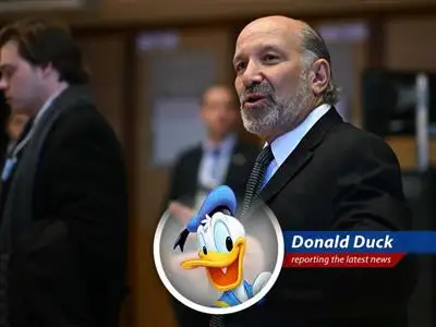 Howard Lutnick faces mounting pressure to resign after revelations of extensive ties with Jeffrey Epstein.