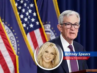 Jerome Powell addresses the press, navigating potential successors and ongoing investigations.