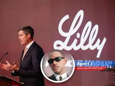 Market reacts positively to signs of de-escalation and strategic corporate moves.