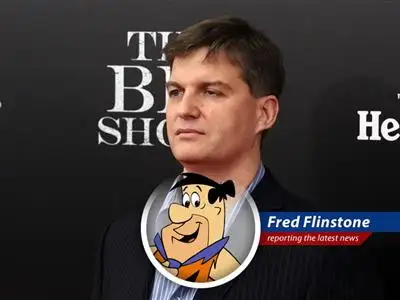 Michael Burry, the guy who saw the housing market go belly up, is now looking at tech stocks like a saber-tooth tiger eyeing a gazoo. image