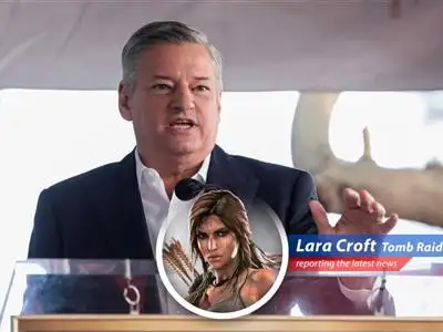 Netflix CEO Ted Sarandos attends White House meetings amid Warner Bros. Discovery acquisition bids.