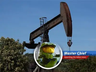 Oil prices fluctuate as markets react to geopolitical developments and potential supply disruptions.