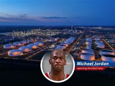 Oil prices react to geopolitical uncertainty surrounding the Strait of Hormuz.