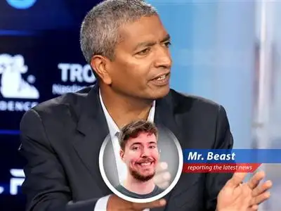 Oracle benefits from the AI boom by strategically investing in Bloom Energy, gaining a significant profit through warrants.