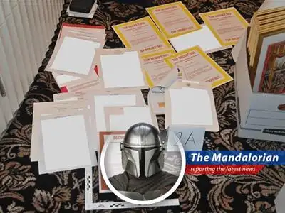 Sealed documents and a recipe for trouble a former prosecutor is accused of swiping a sensitive report disguised as a baking file.