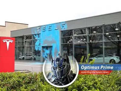 Tesla vehicles equipped with Smart Summon feature undergo NHTSA scrutiny, ultimately deemed safe for low-speed operation.