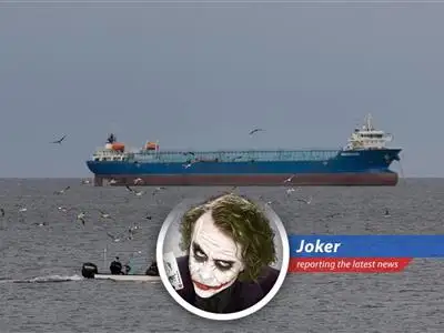 Traders monitor market fluctuations amidst geopolitical tensions in the Middle East.