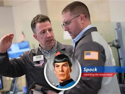 U.S. Treasury yields show minimal movement as investors await crucial economic data releases to gauge inflation and interest rate outlook.