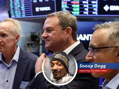 Versant Media prepares to reveal its earnings, a pivotal moment in the evolving media game.